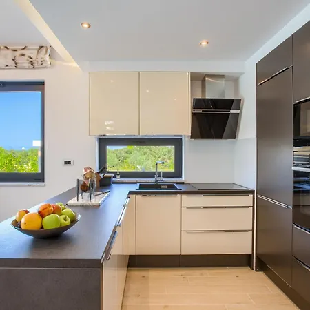 Beautiful Tamaria With Heated Pool * Zaton (Zadar)