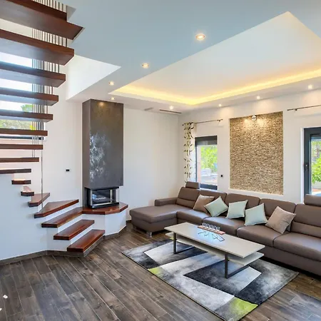 Beautiful Tamaria With Heated Pool *