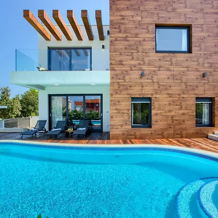 Beautiful Tamaria With Heated Pool Zaton (Zadar)
